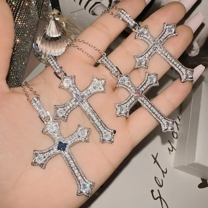 

MDL Moissa!ite Style New Cross Hip Hop Pendant 18K Plated Zirconia Pendant Couple's Necklace