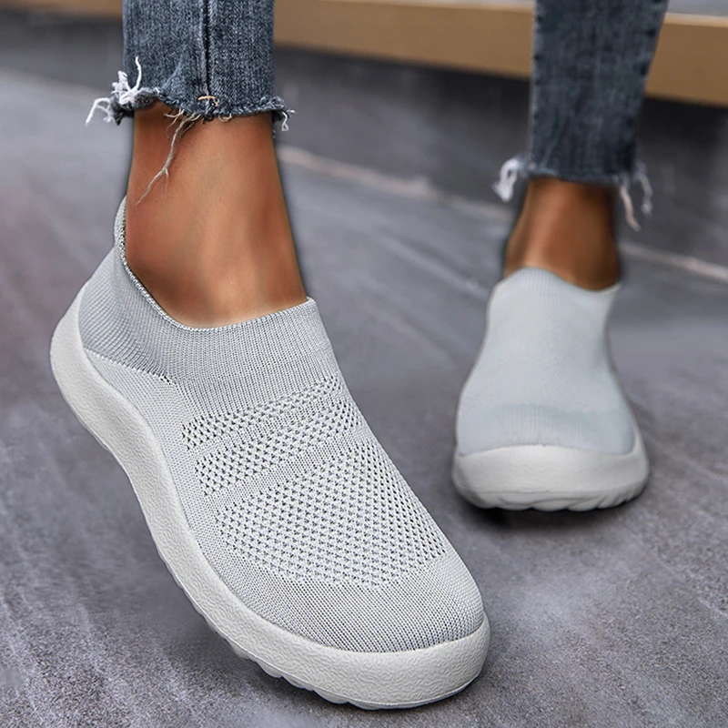 Women Flats Fashion Walking Nurse Shoes Slip on Flat Shoes Lightweight Sneakers Women Loafers Soft Plus Size Shoes Female