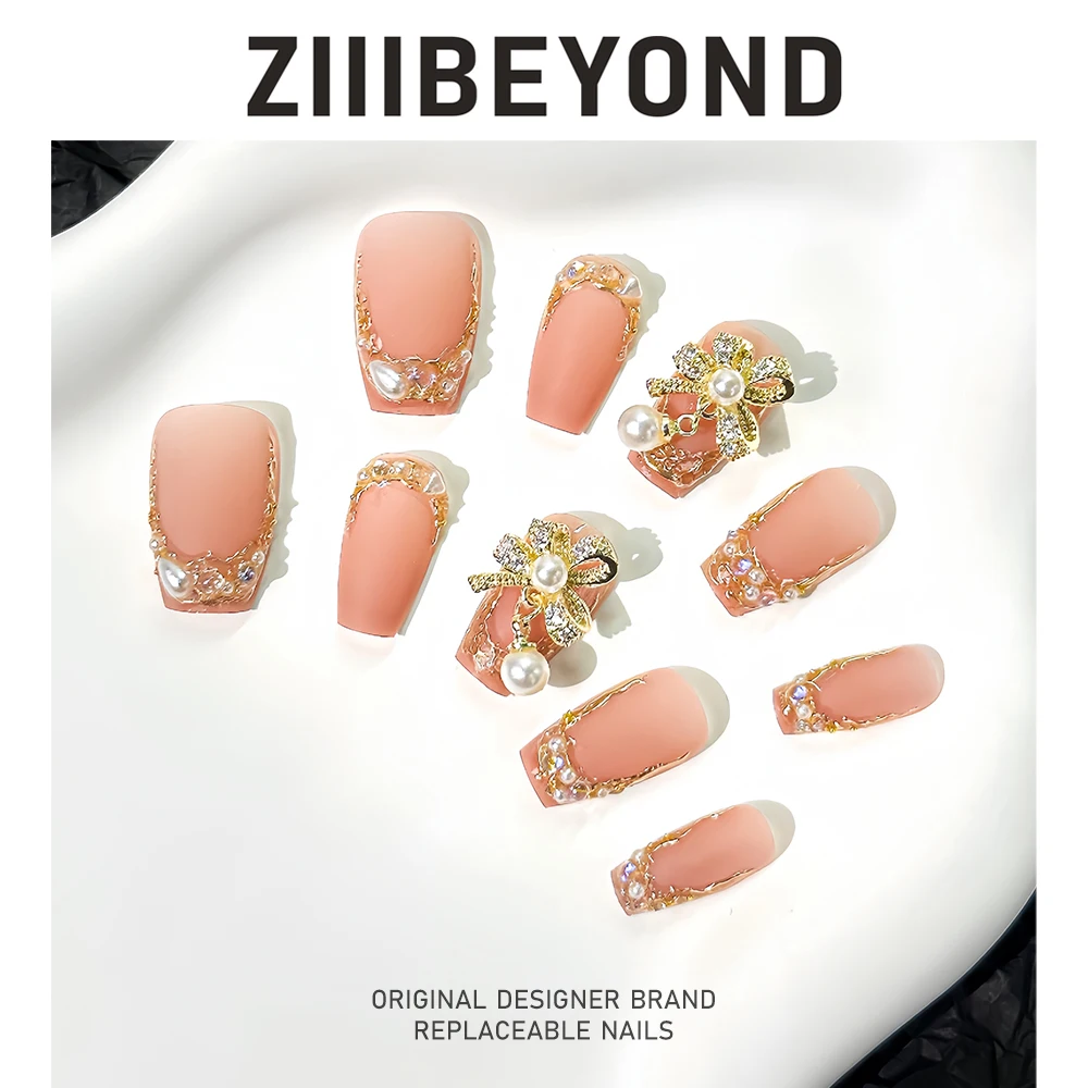 De Nail Art Van De Ziiibeyond Chaebol-Dochter Is Met De Hand Gedragen, Draagt Een Prachtig Prinsessenmodel, Een Nail Art-Ladder Met Sterren Zb24