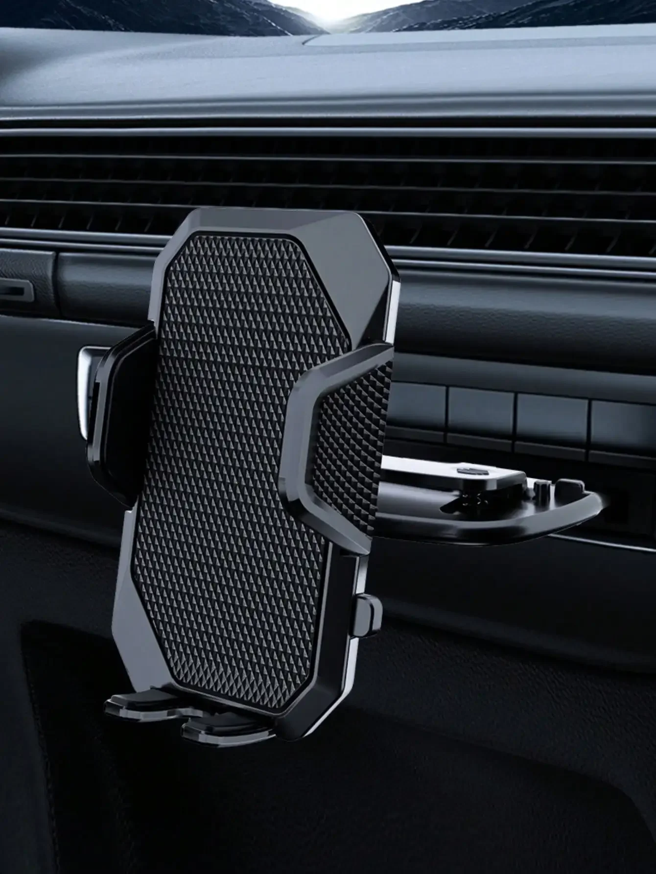 Universal CD Slot Car Phone Holder 360 Rotation Auto Locking Non Slip Mount No Drill Phone Stand for 4.0-6.7 Inch Phones
