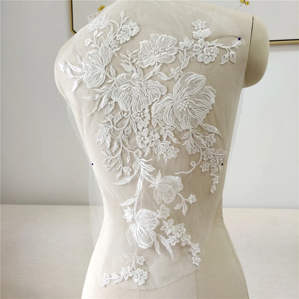 Appliques dell\'abito da sposa ricamate in tessuto di pizzo, finiture barocche, toppe da cucire in rete con colletto per abito, decorazione fai da