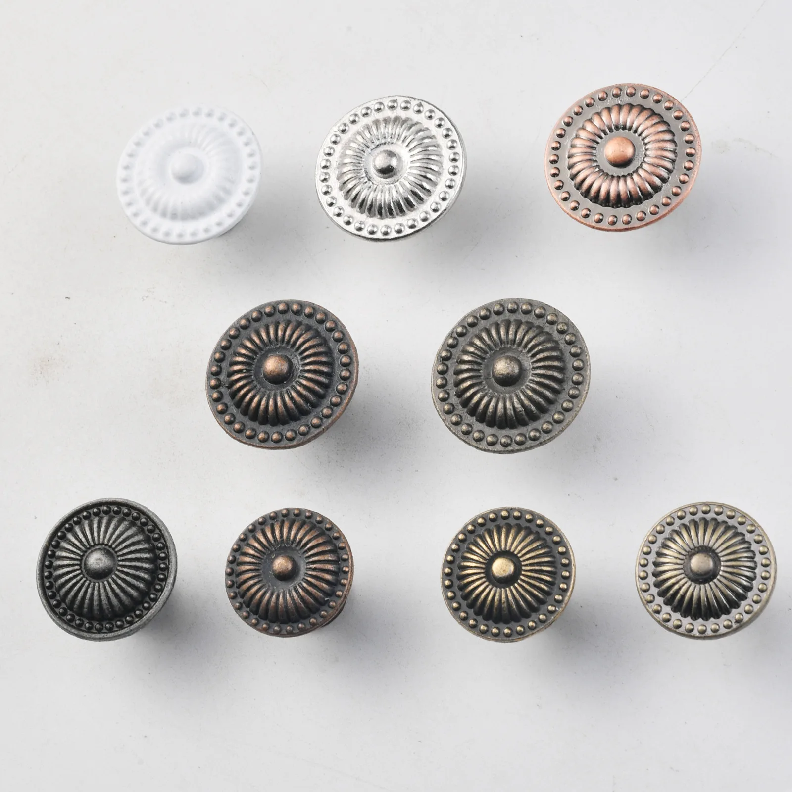 Three antique handles, drawers, cabinets, decorative zinc alloy bronze, round fine luxury, modern simplicity