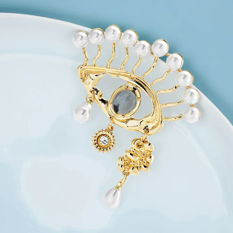 Wuli&baby Pearl Eye Brooches Women Unisex New Fashion Beautiful Eyes Party Office Brooch Pins Gifts