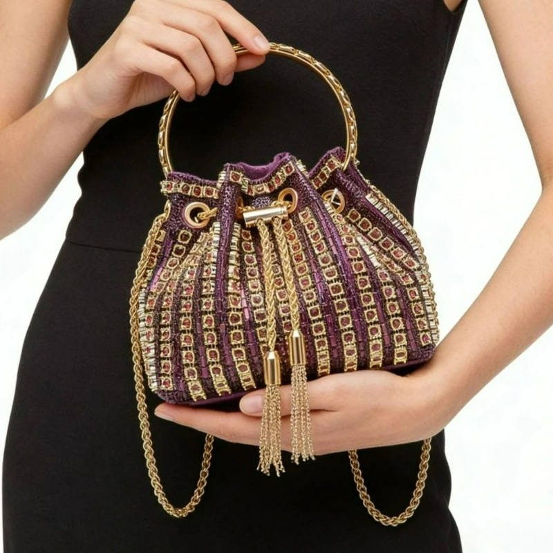 High-quality Diamond-studded Handbag, New Model with Simple and Fashionable Chain and Full of Diamond Fringes Bucket Bag