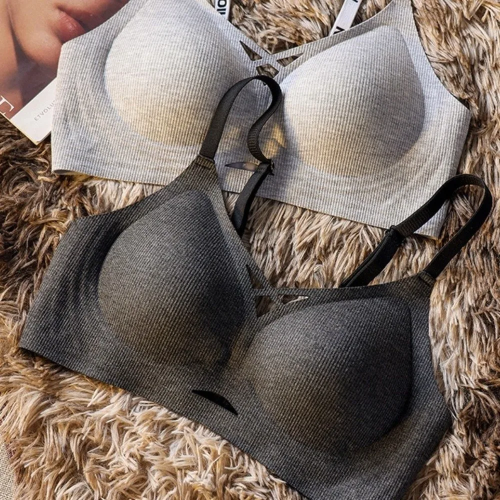 حمالة صدر رفيعة مجوفة بدون أثر ومضادة للترهل للنساء ملابس داخلية بلون سادة ملابس داخلية رياضية