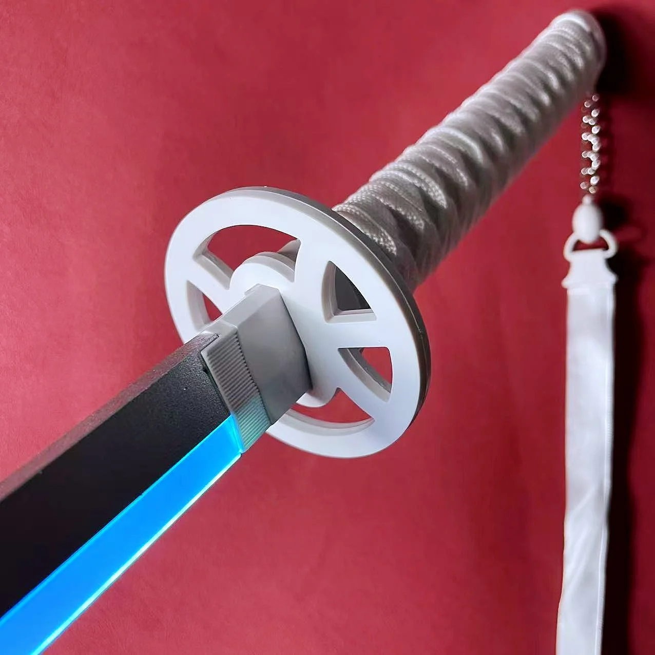 104cm Kuchiki Rukia Katana Luminous Sword Led Light Samurai Sabre Anime Bleach Cosplay Prop Ninja Knife Real Japanese Katana Toy