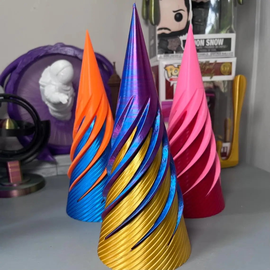 Impossible Spiral Cone Passthrough Sculpture,Pass Through Pyramid Fidget Toy 3D Infinity Spiral Printed Spiral Cone Fidget Toy