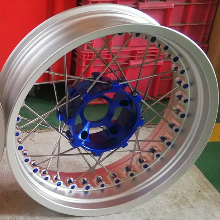 Motorcycle Aluminum Anodized Scrambler 800 Tubeless Road Wheel Set For DUCATI