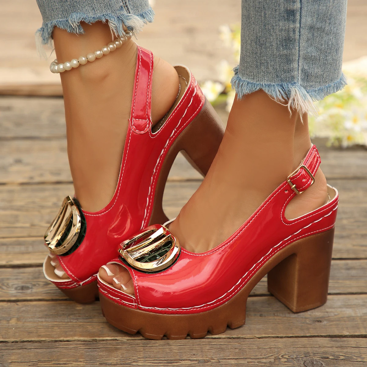 

Sexy Patent Leather Thick High Heeled Sandals Women Metal Ring Peep Toe Platform Sandles Woman Summer