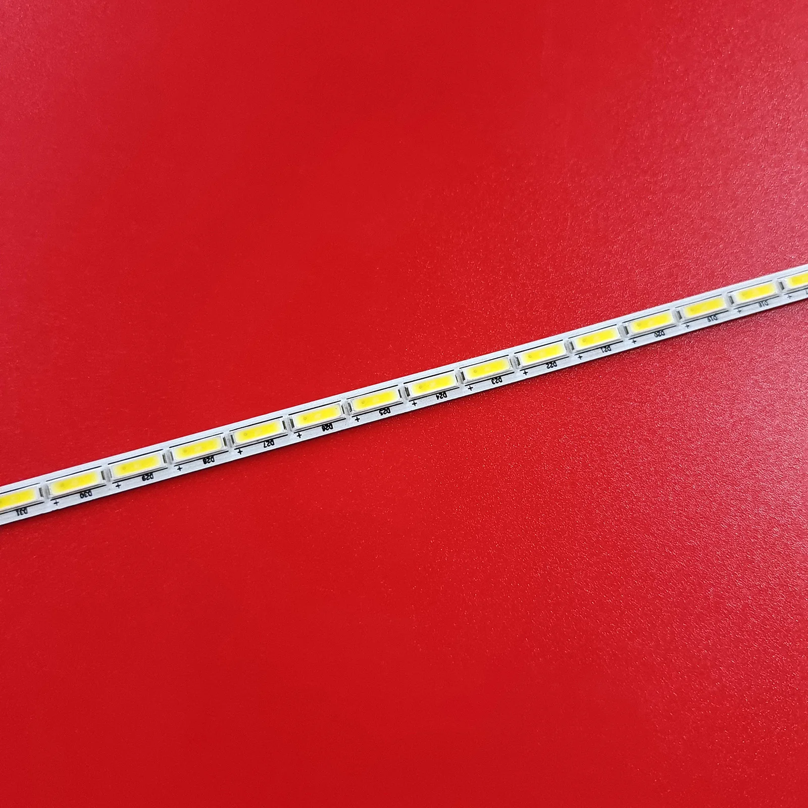 1Pcs/1Set LED Backlight Strip 48 Lamps for Samsung 32\