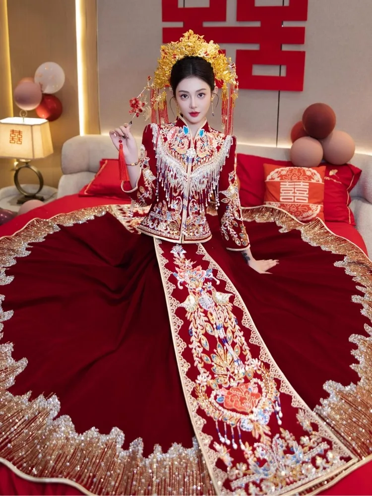 

The new style of wedding dress from Heavy Industry Chinese-style bride's dragon and Phoenix