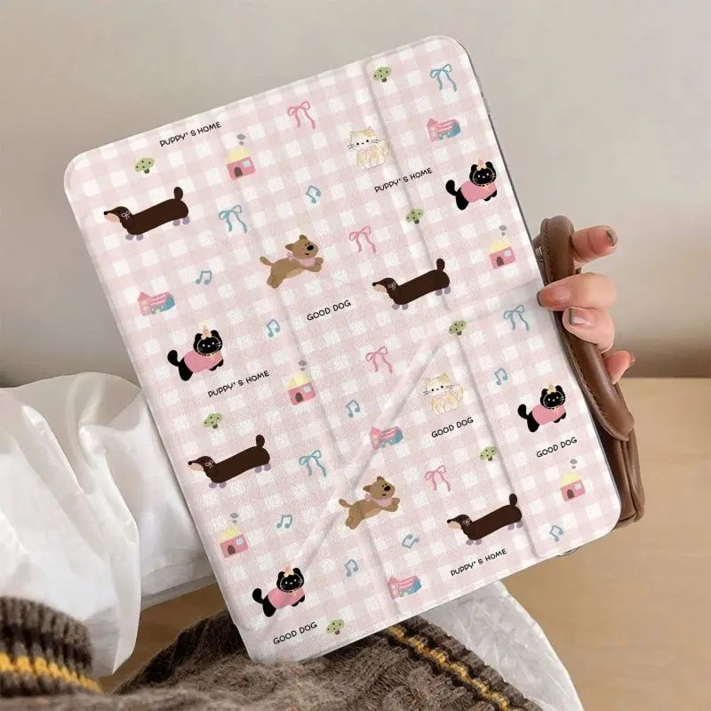 Checkered Sausage Dog iPad Case For iPad Pro 11 13in 2025 iPad Pro 12.9in Air7 10th 11th M4/5 Rotate 3y  Anti-fall Tablet Cover