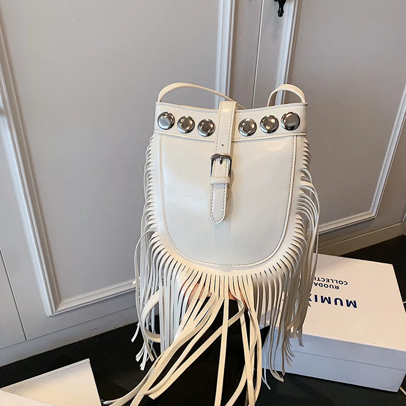 

Casual Korean Style Tassel Shoulder Bag Solid Color PU Leather Handbag Ethnic Style Bohemian Style Crossbody Bag Travel