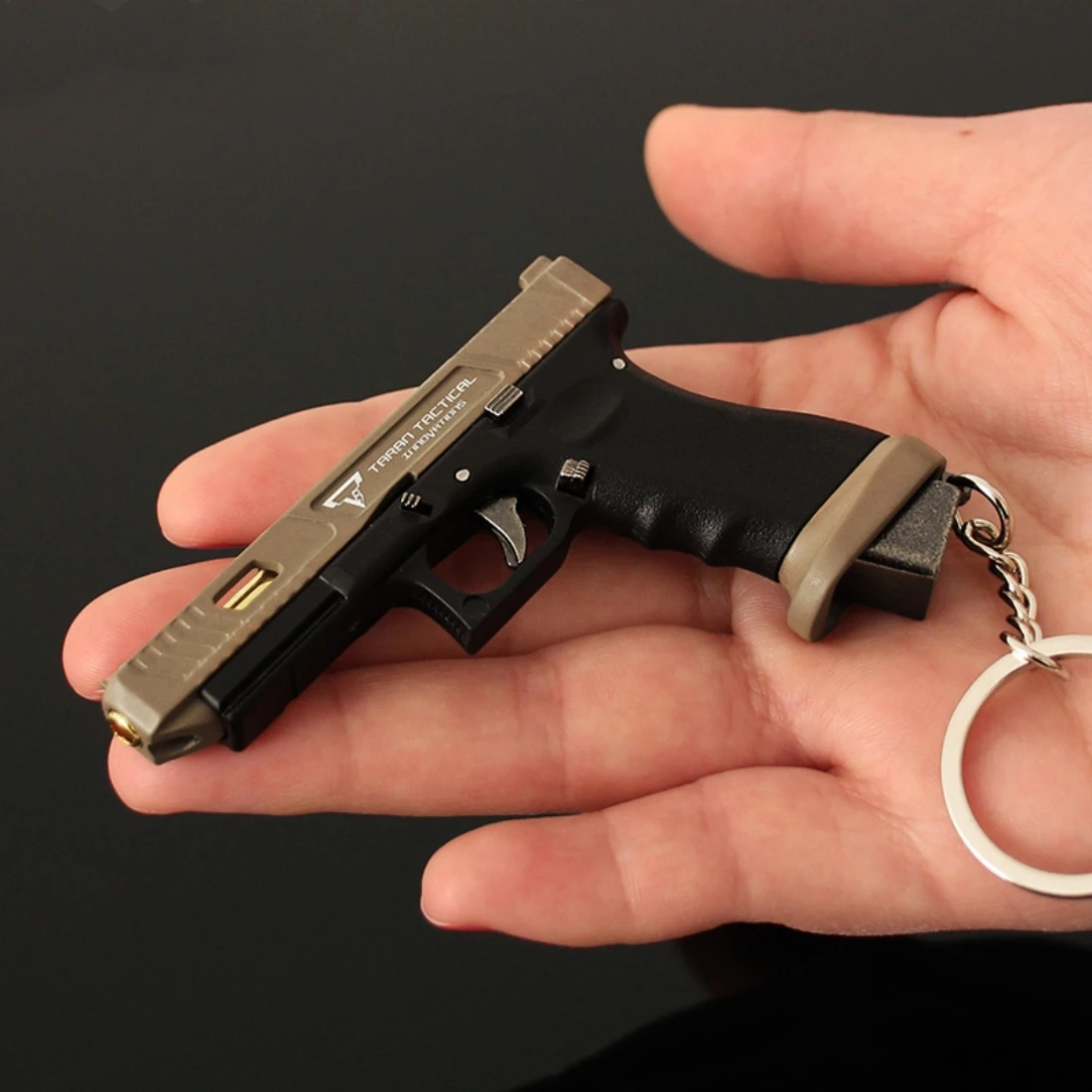 Metal G34 Keychain With 5 Bullets Mini Gun Keychain With Plastic Box 1:3 Scale Small Pistol Shell Ejection Fidget Keychain Gift