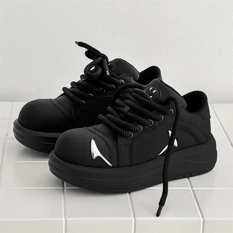 

Весна/Лето 202, новые пары туфель для хлеба с большой толстой подошвой, нишевая модная тенденция, повседневная универсальная спортивная обувь