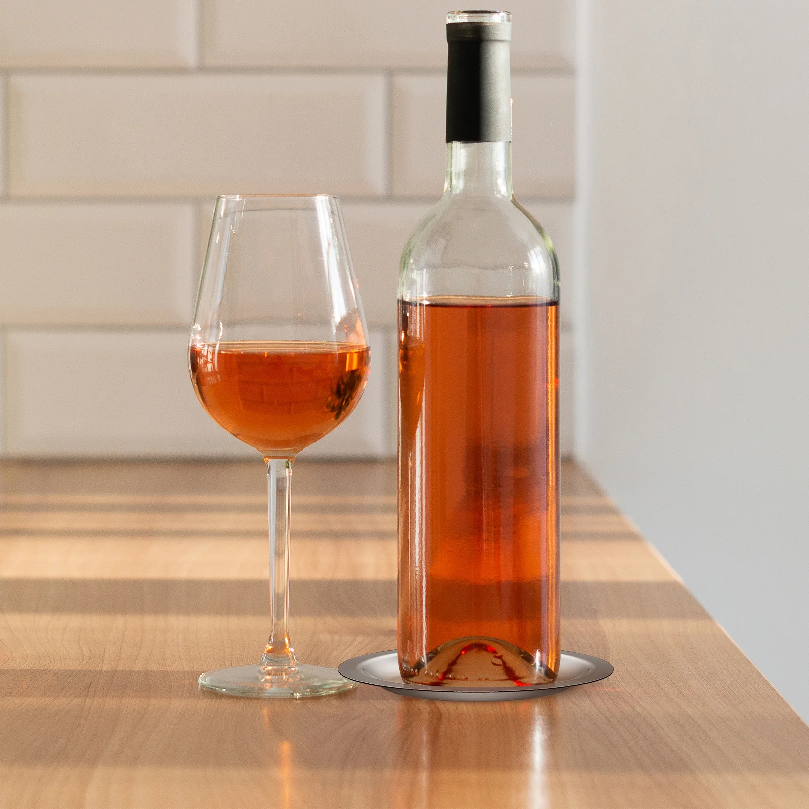 

2Pcs Wine Bottle Pad Metal Wine Coaster Heat Resistant Non Slip Round Shape Home Hotel Dining Table Coaster Reusable