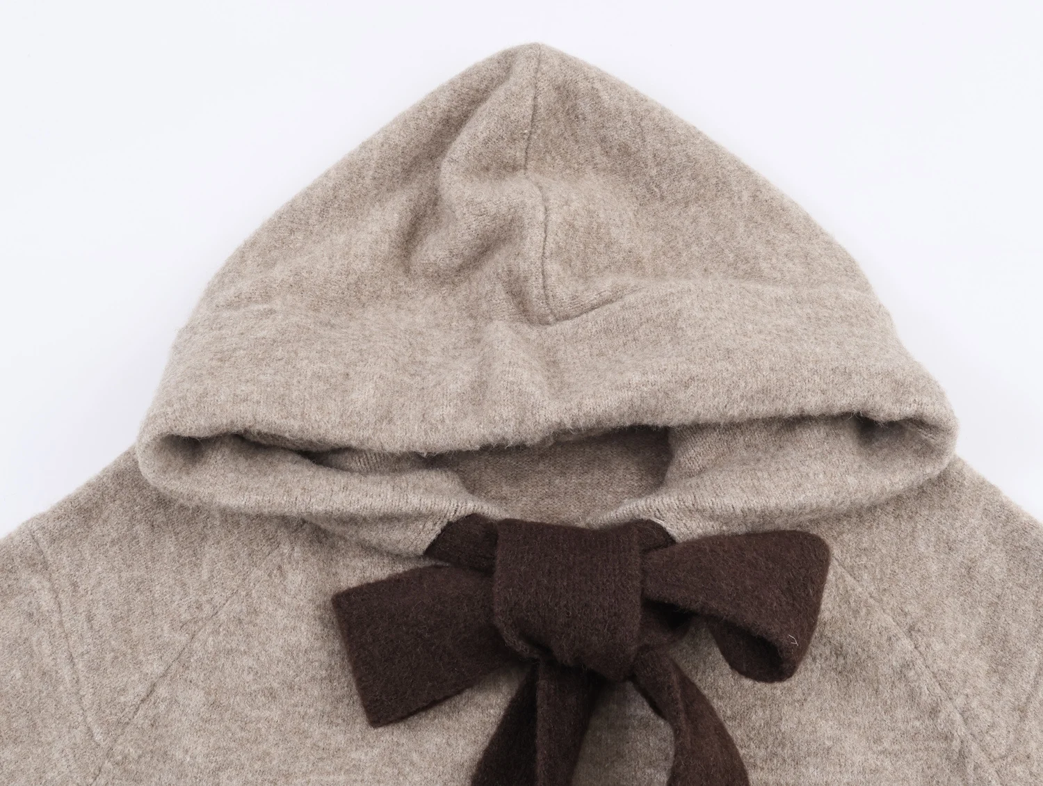 เสื้อคลุมไหมพรมมีฮู้ด แขนยาว สไตล์ลำลอง แฟชั่นเรียบง่าย ประดับโบว์ สำหรับผู้หญิง ฤดูหนาว ปี 2025