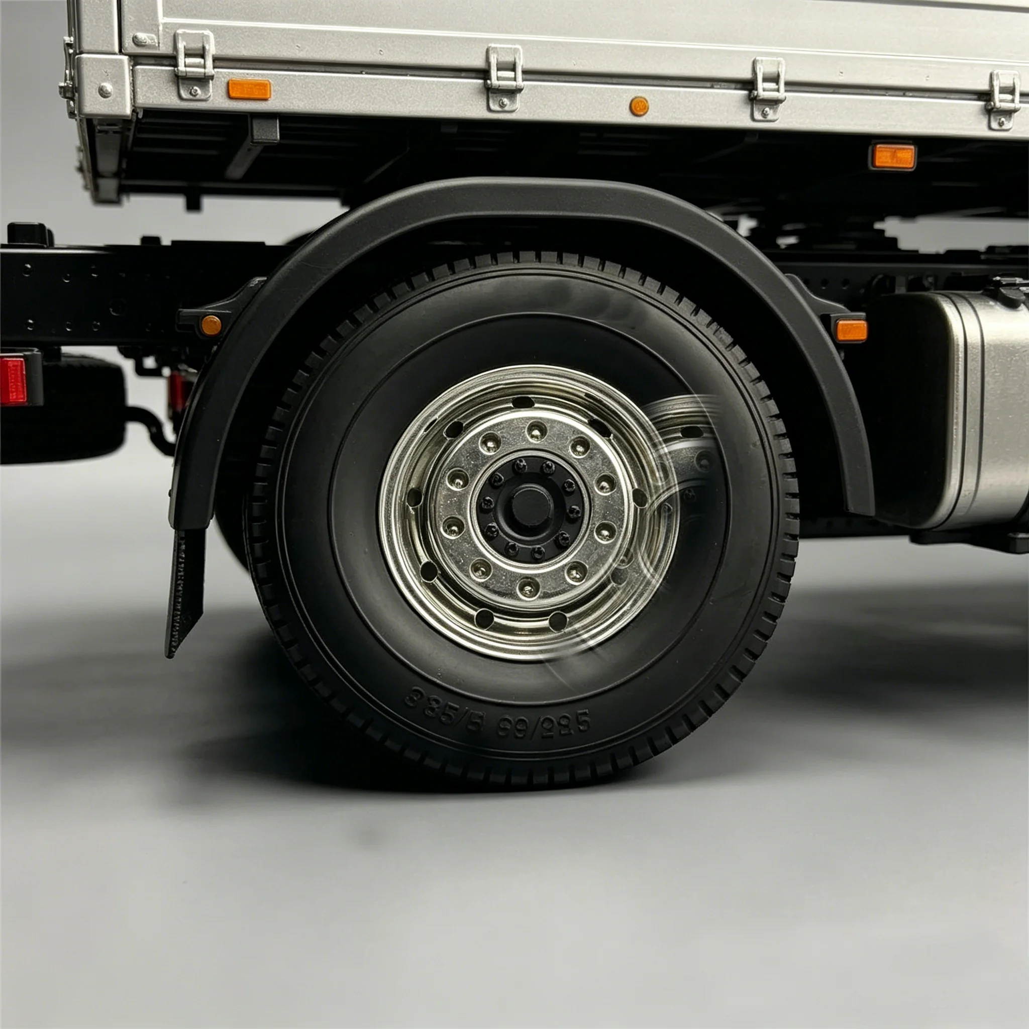 RC 1/14 Maßstab Radnabenabdeckung M4 Sicherungsmutterabdeckung Spindelkopf für Tamiya Dump für SCANIA MAN VOLVO LKW Kipper DIY Teile – Detail 4
