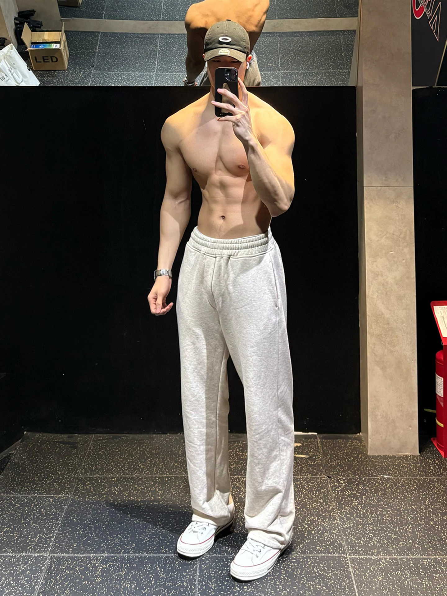 

Мужские зимние спортивные брюки Light ey Fce Lined Fitn: американские повседневные прямые брюки Cleanfit с драпировкой и расклешенными штанинами