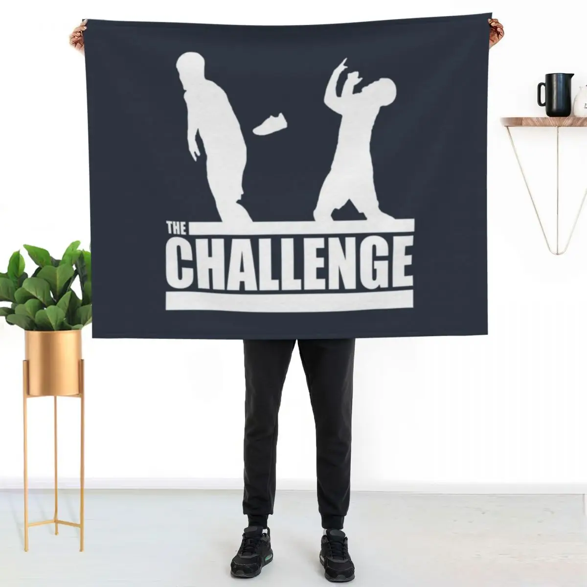 

The Challenge MTV - CT Throws a Shoe Wes Throw Blanket Warm Throw Blanket Gift for Anniversary