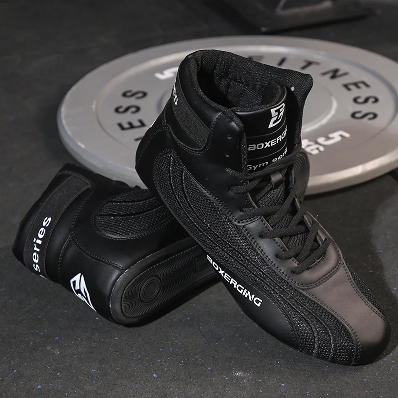 2025 أحذية مصارعة كبيرة الحجم للرجال أحذية رياضية مريحة للقتال مجانية مانعة للانزلاق ممتصة للصدمات أحذية ملاكمة القتال