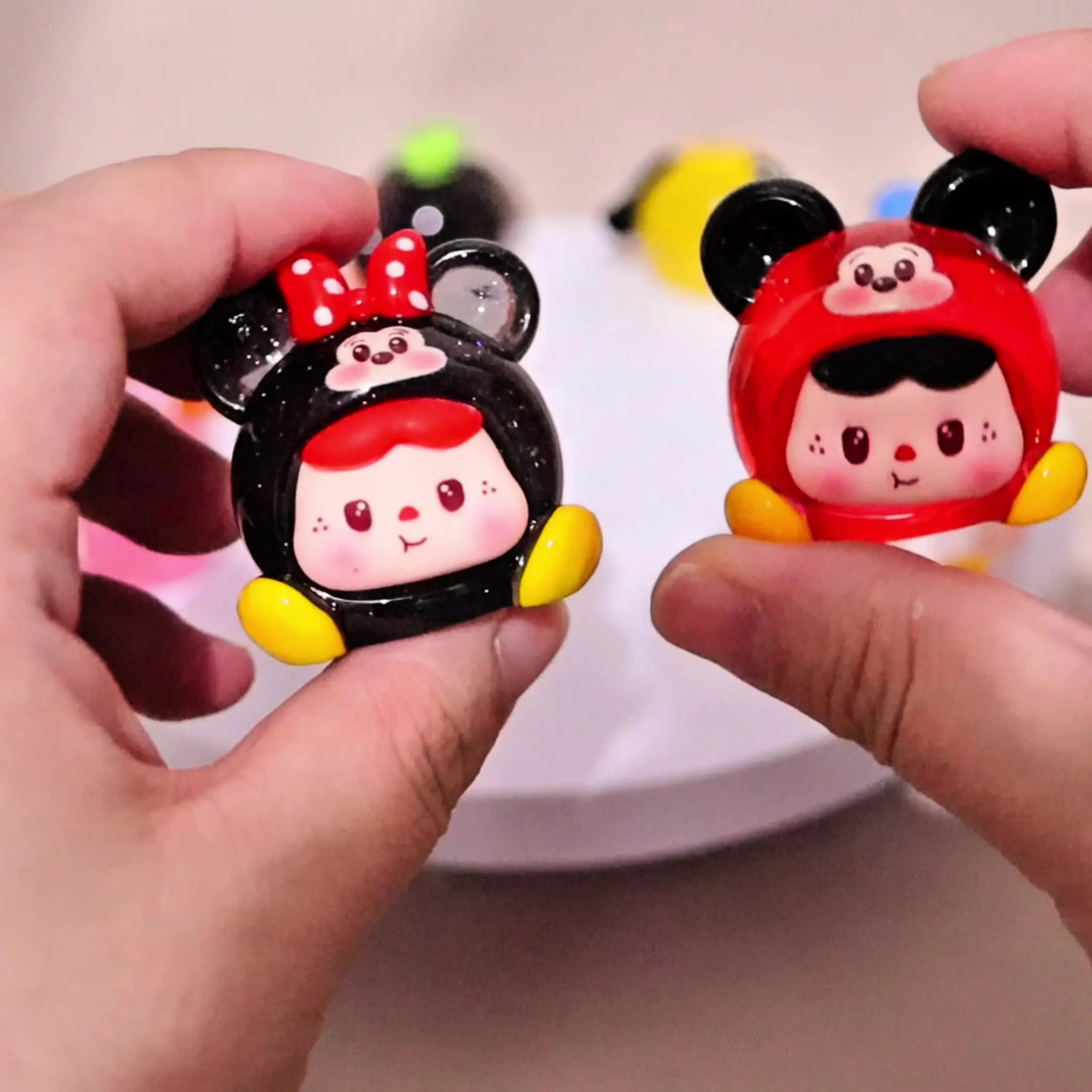 

Crystal-clear fine glitter powder Didi Baby adorable DIY accessories, key rings, plush toys, desktop resin blind boxes, mini fig