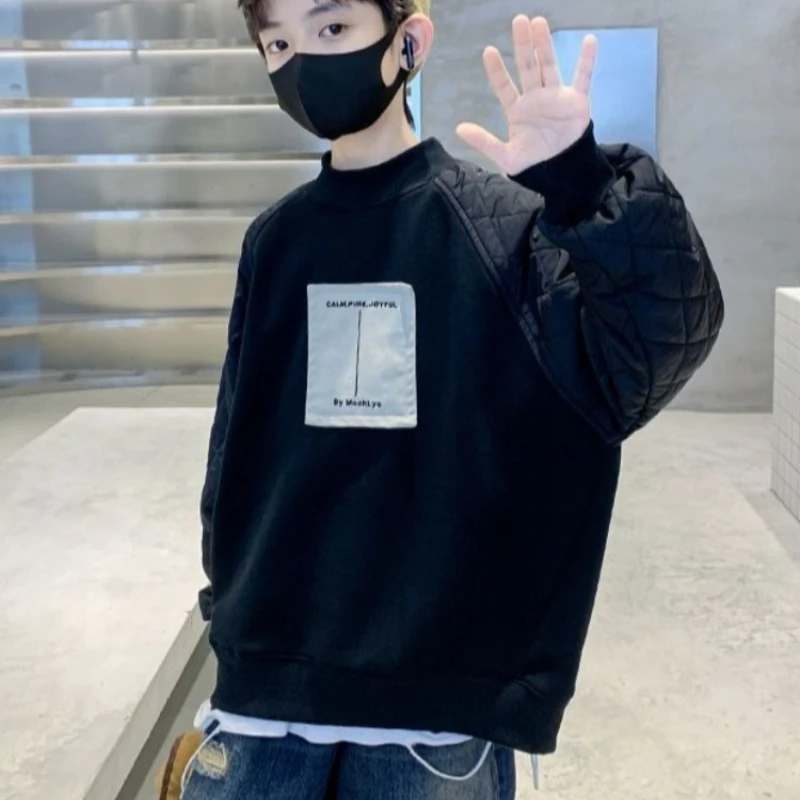 

Новинка 2025 года, зимняя утолщенная стеганая лоскутная толстовка средней длины для мальчиков с круглым вырезом, свободный крой со средним и высоким воротником, повседневная корейская одежда
