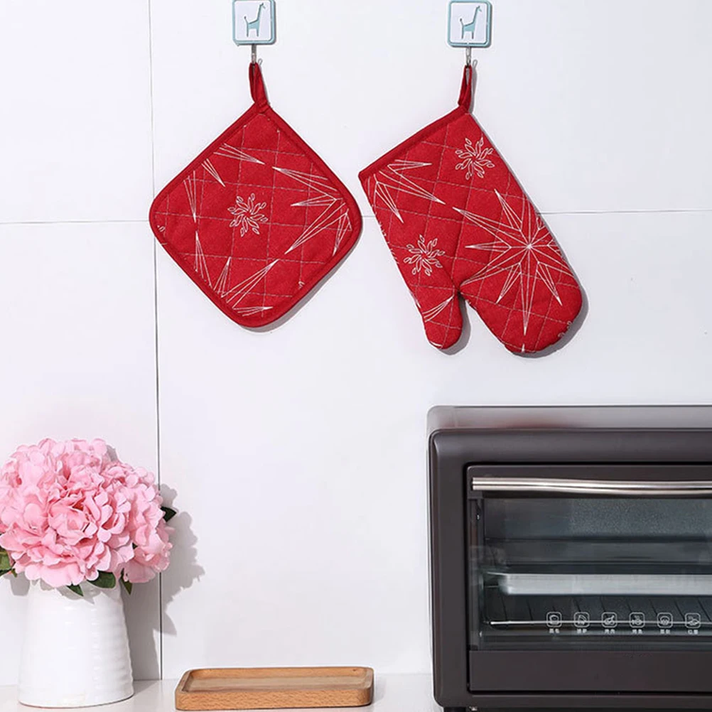 

2 Sets Microwave Gloves Heat Resistant Oven Mitts Non Baking Pads Tools Christmas Pattern Insulated Gloves