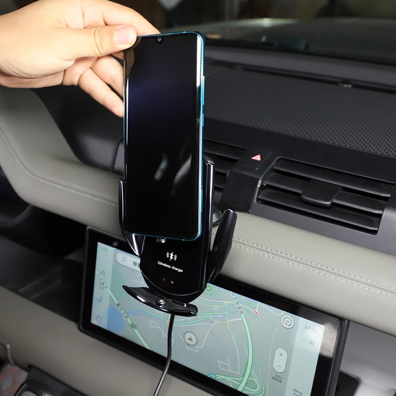 

1Pcs Aluminum alloy Black For Land Rover Defender 90 110 2020-2024 Car Wireless Charging Car Mobile Phone Holder Auto Parts