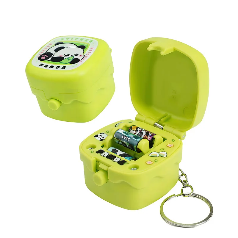 Mini macchina per adesivi creativi scatola a sorpresa giocattoli di decompressione portachiavi divertente macchina per adesivi rotanti ciondolo per zainetto regalo per ragazza