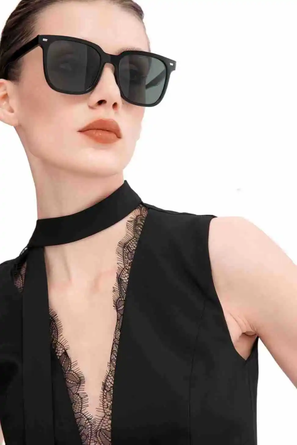 

Fashion Trends High Definition Nylon Sunglasses Woman Cute Rectangle Eyewear INS Retro Sunglasses Driving Shades Women UV400