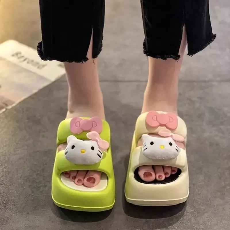 Sanrio Hello Kitty Slippers Kawaii Anime Cute Sweet Cartoon Summer Anti Slip Net Red Girl Beach Thick Bottom Straight Slipper