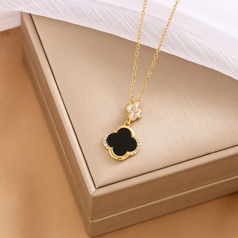 

Female niche design sense light luxury tide collarbone versatile necklace
