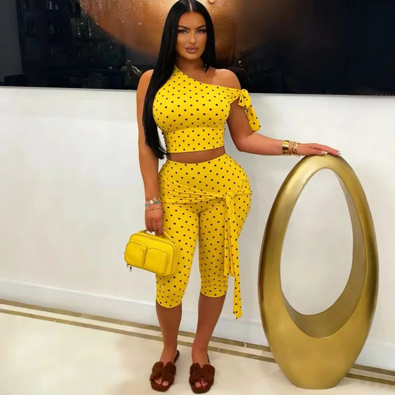 

Комплекты из двух предметов Doyerl в горошек для женщин: топ с открытыми плечами на шнуровке и брюки до икр для дня рождения, клубных вечеринок и праздников