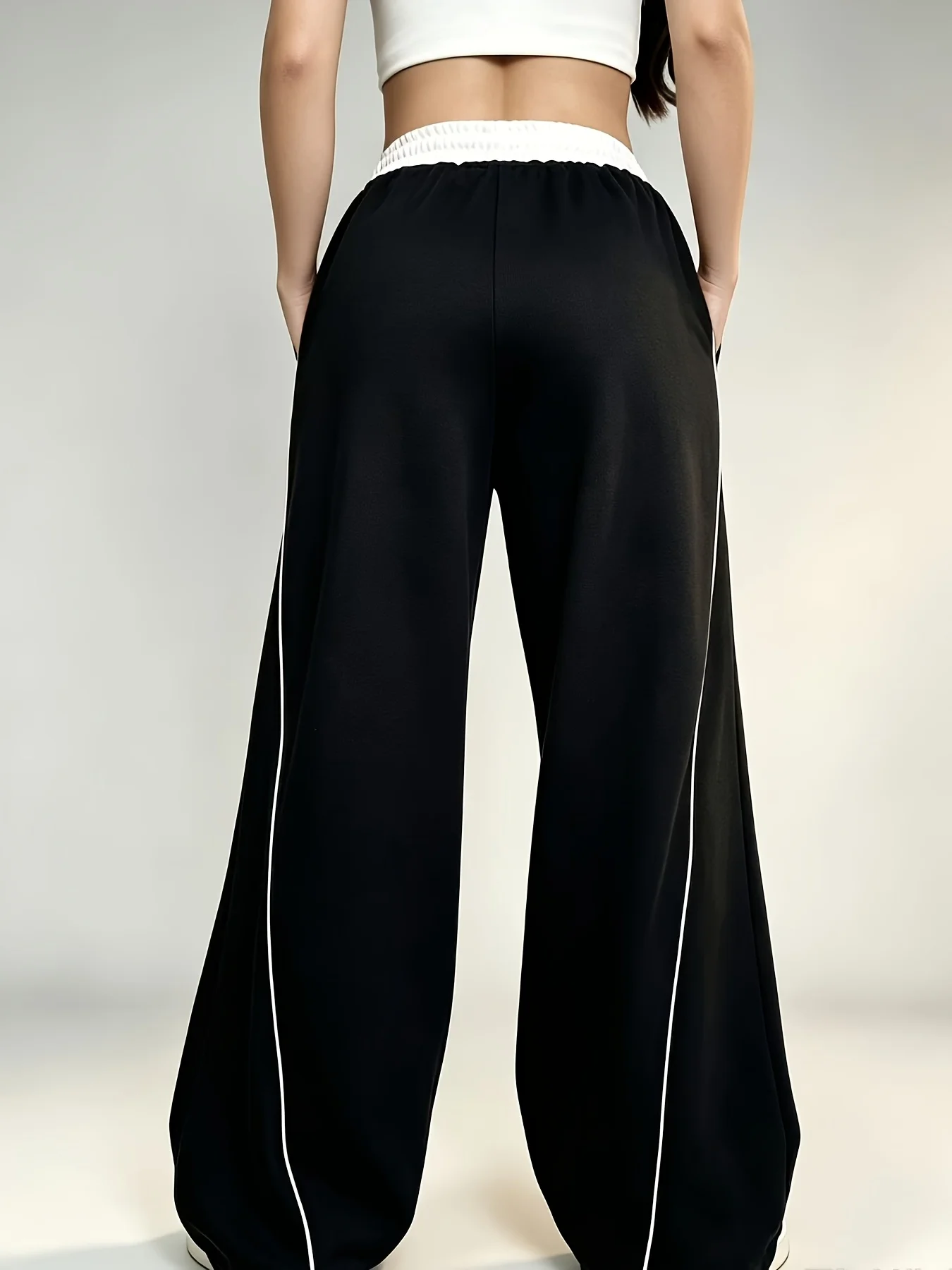 Unisex-Hose mit geradem Bein, lange Hose mit 3D-Weißlinien-Print an der Seite, schnelltrocknende Hose, lässige, lockere Sport- und Streetwear-Hose für Damen und Herren. – Detail 4