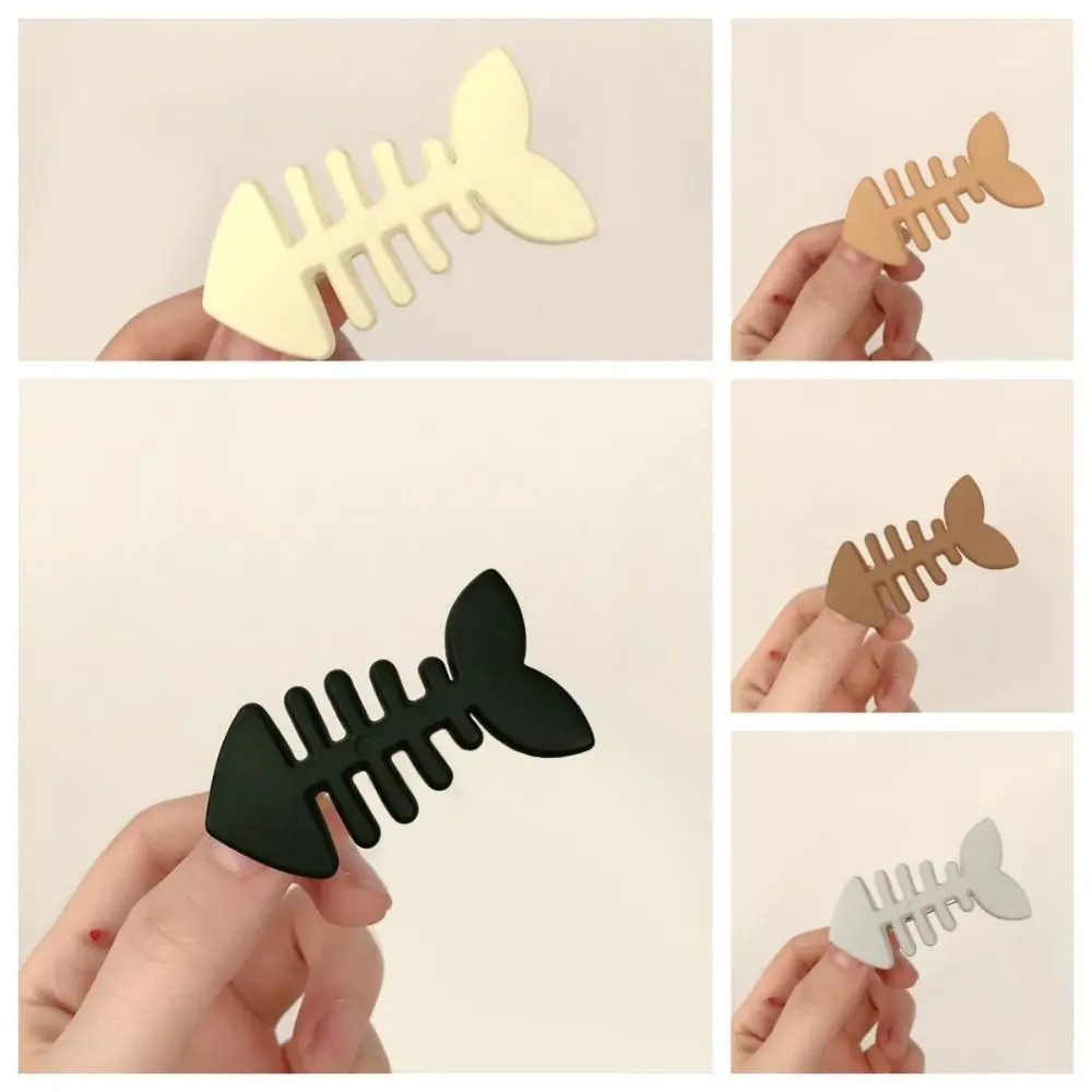 

Y2k Fish Bone Hair Clip Korean Style Headwear Plastic Geometry Hair Accessories Animal Barrettes Daily