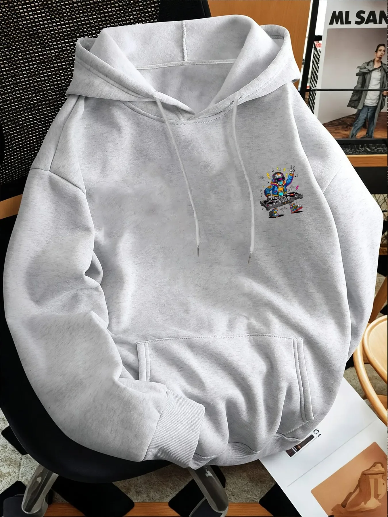 Retro Cartoon DJ Robot Mixer Back Print Oversized Hooded Sweatshirt Music Festival Hip Hop Street Style
