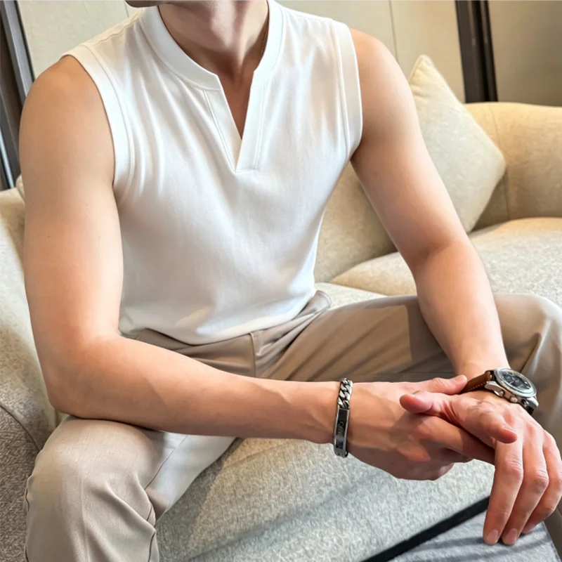 Black/White Summer Men's V Neck Vest Fashion Sleeveless Ice Silk Breathable Casual Undershirt Bodybuilding Singlets Tees