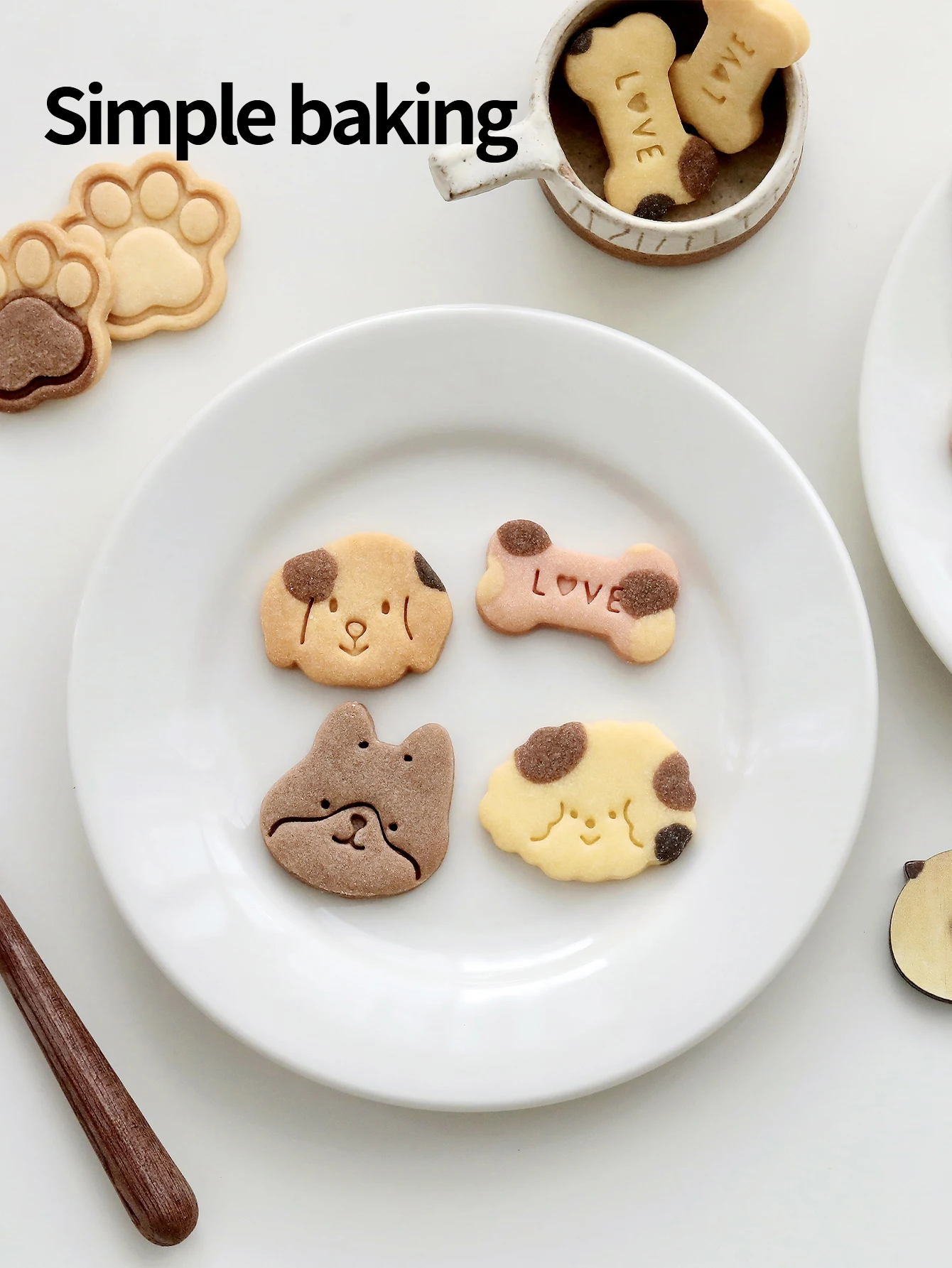 漫画の犬の形をしたクッキー型、子供のお祭り用補助食クッキース - Food Stamps Snacks のレビューと価格