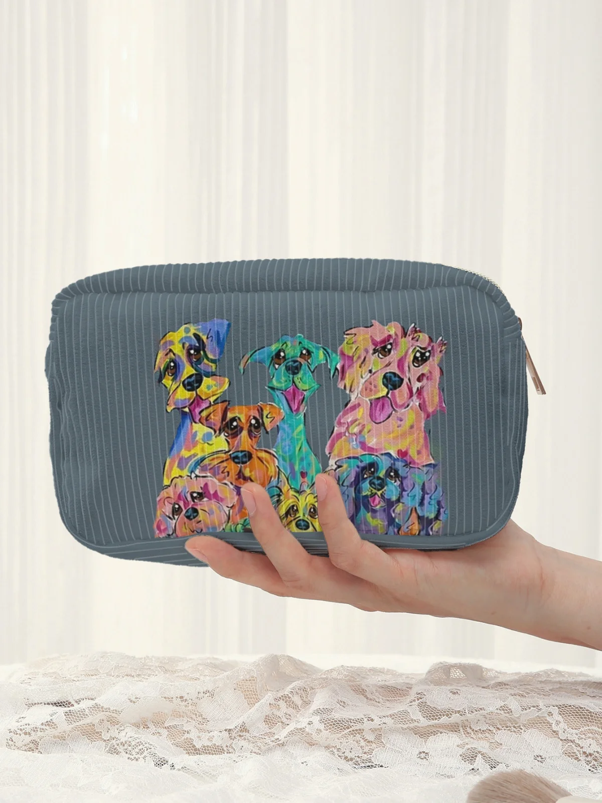 

Colorful graffiti dog pattern makeup bag, large capacity travel toiletries bag, women's makeup storage bag