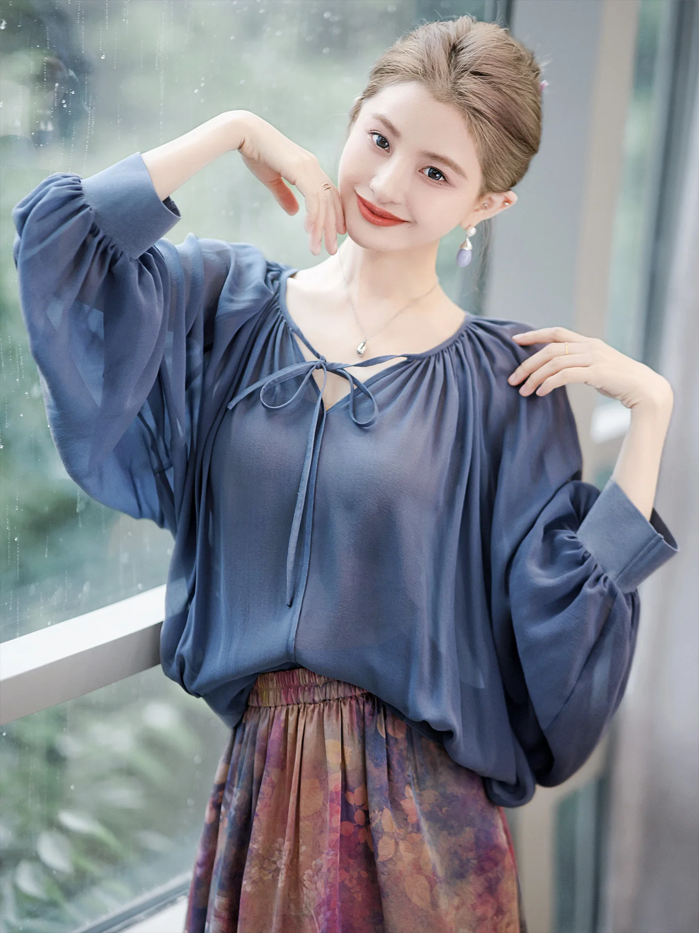 

ZhaodaXi Silk Tie Women's Basic Versatile Top Ci Small irt 00% Silk Trendy Commute Sle Summer 2025 New Arrival