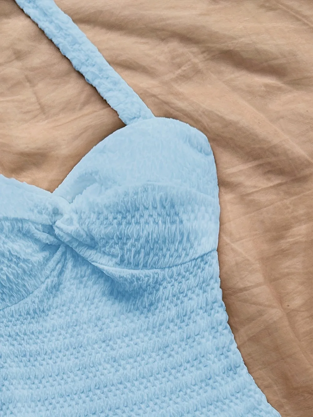 Süßes Minikleid für Damen, Neckholder, Gingham-Schleife, Knopfleiste vorne, Spitze, Rüschensaum, schmale Passform, einfarbig, Schleife, Lolita, Picknick, Sommer-Outfit – Detail 5