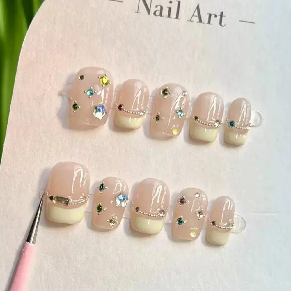 10Pcs Cute Handmade Short Square Round Press On Nail Cartoon Bear Cat Diamond Flowers Design Wearable Full Cover Fake Nails Tips view 2