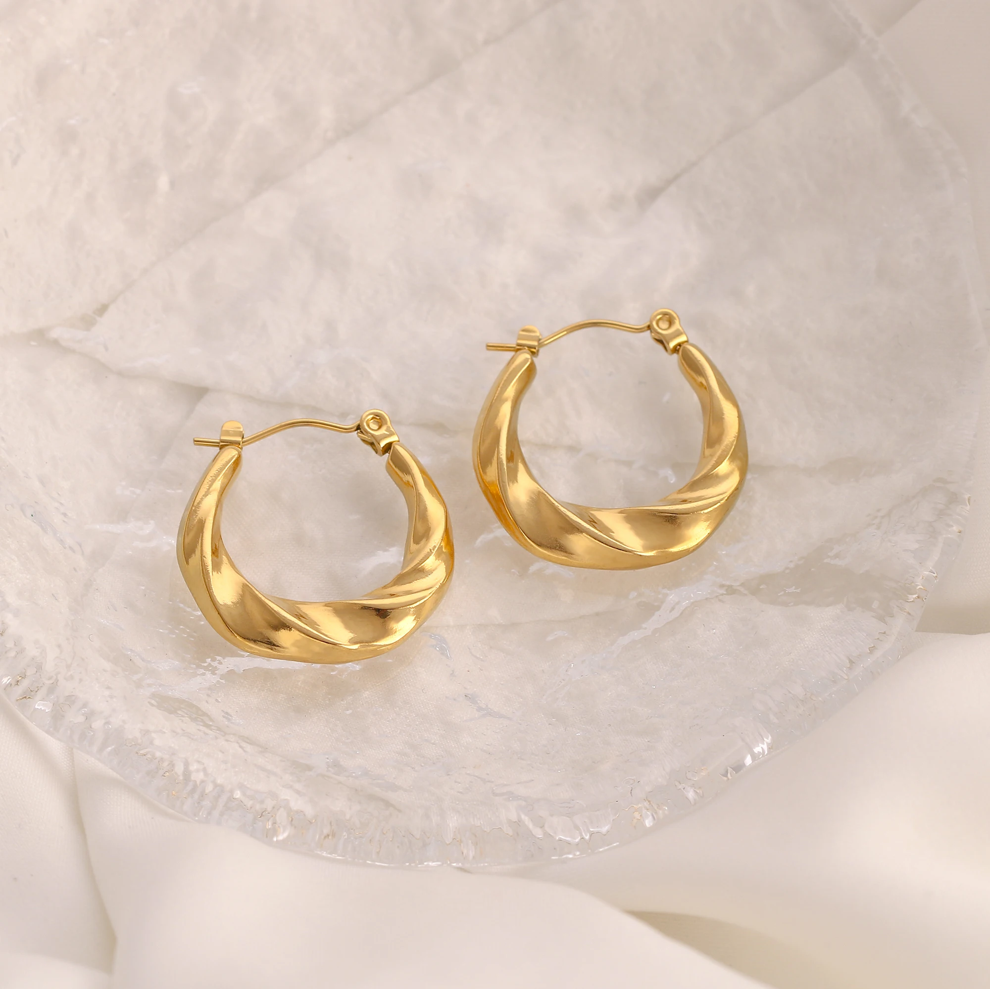 316Stainless Steel Fashion Round Heart Shape Hoop Earrings For Women Gold Color Irregular Geometry U Shape Earring Jewelry Gifts