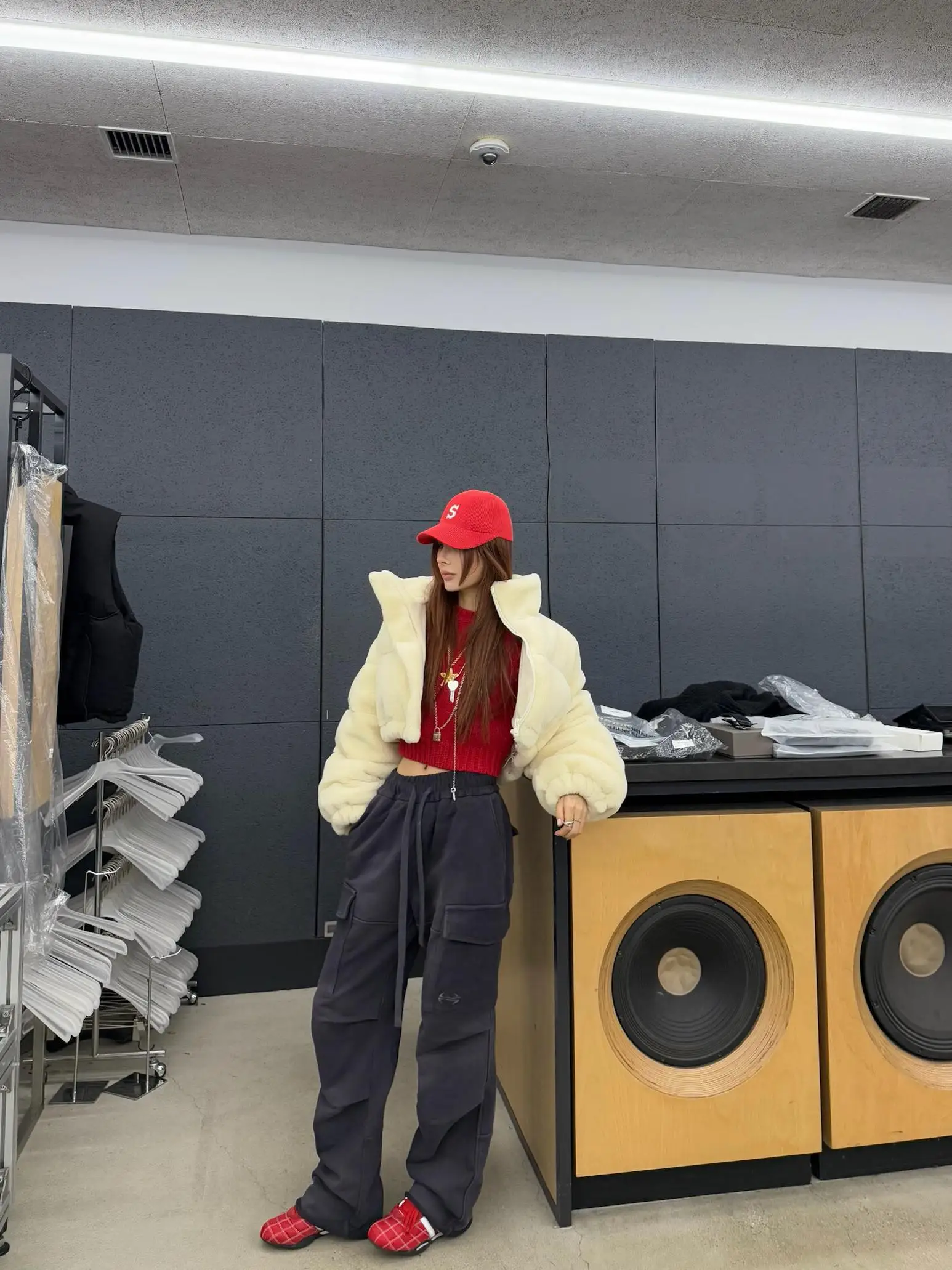 

Hide in Hills Waed Double ket Workwear Bell Bot Sweatpants Long Trousers for Men And Women Casual Loose Fit Youthful ...