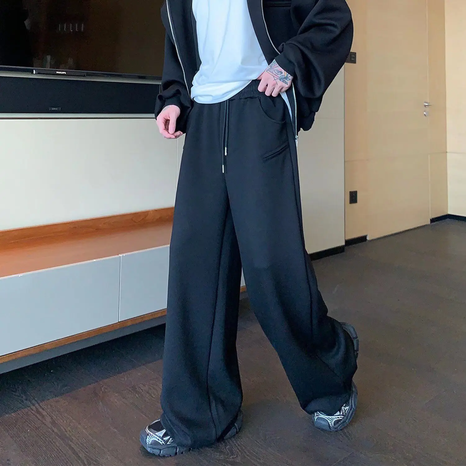 Factory Price Casual Pants, Trendy Wide-leg Pants, Men's Autumn and Winter Sports Straight-leg Long Pants, Sweatpants for Men