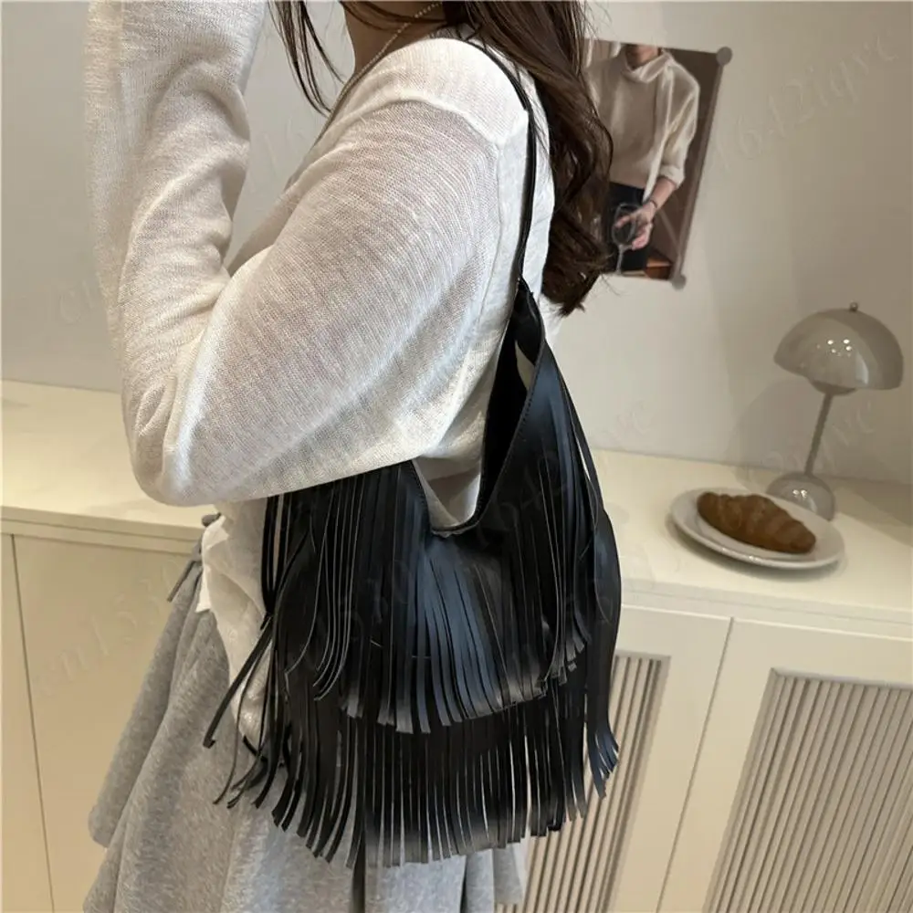 

Women Long Tassel Shoulder Bag Casual Large Capacity Tote Handbag Black Soft PU Leather Underarm Pouch Shopping Armpit Bags