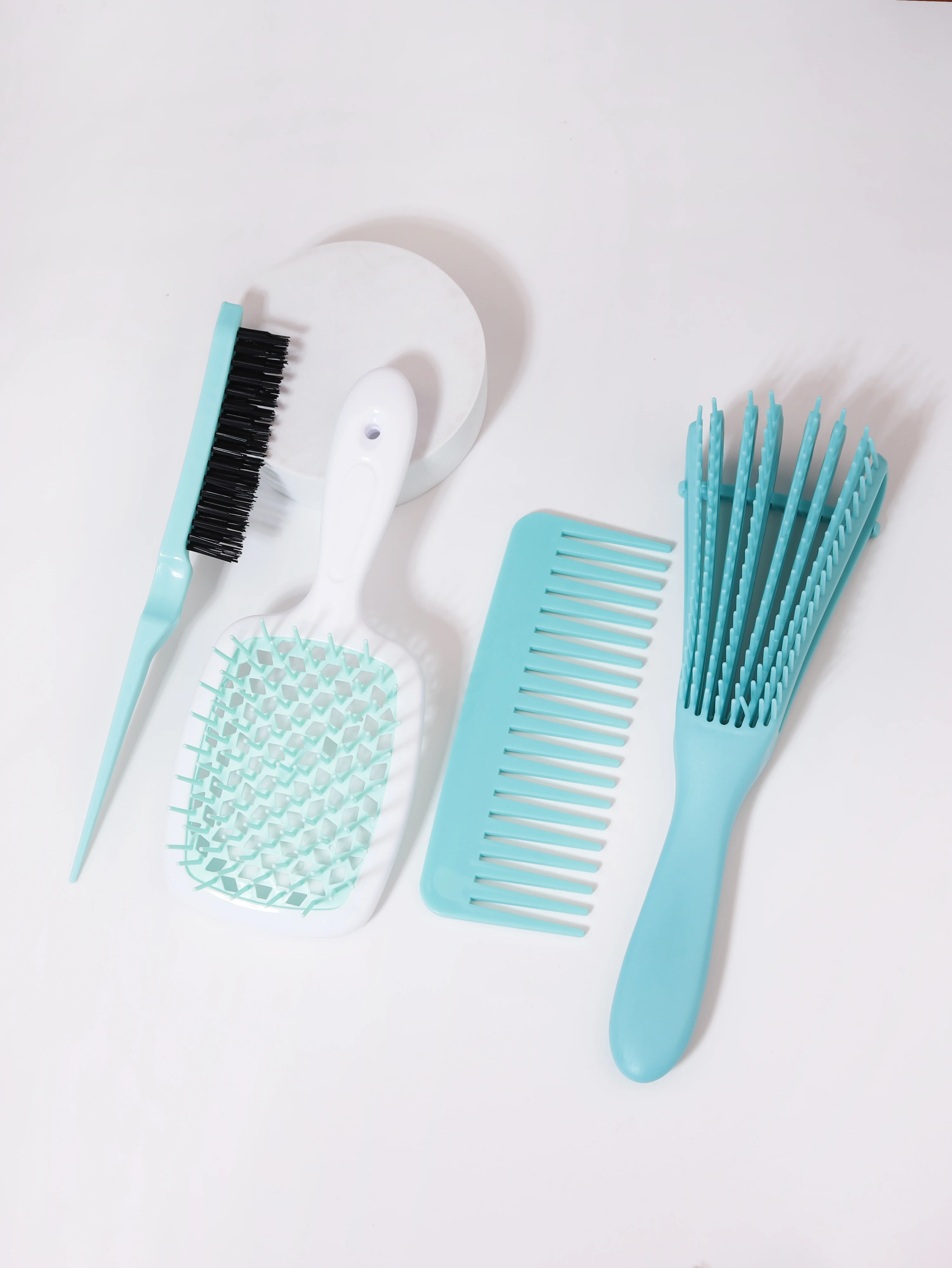 

4-piece set of hair brushes, suitable for tangled hair brush sets with straight, long, and thick curly hair
