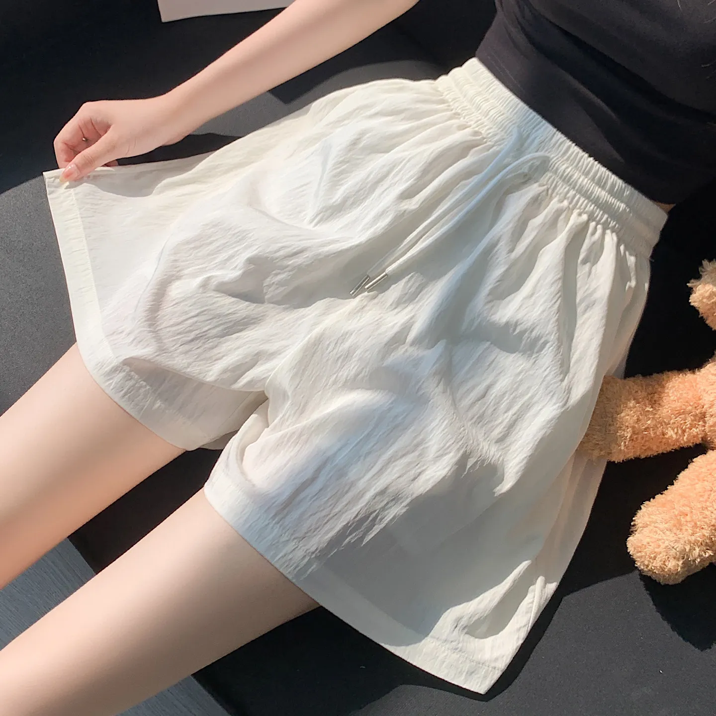 Women New Ice Silk Thin Short Pants Summer 2026 Fashion High Waist Loose Shorts Female Quick-drying Wide Leg Shorts U49