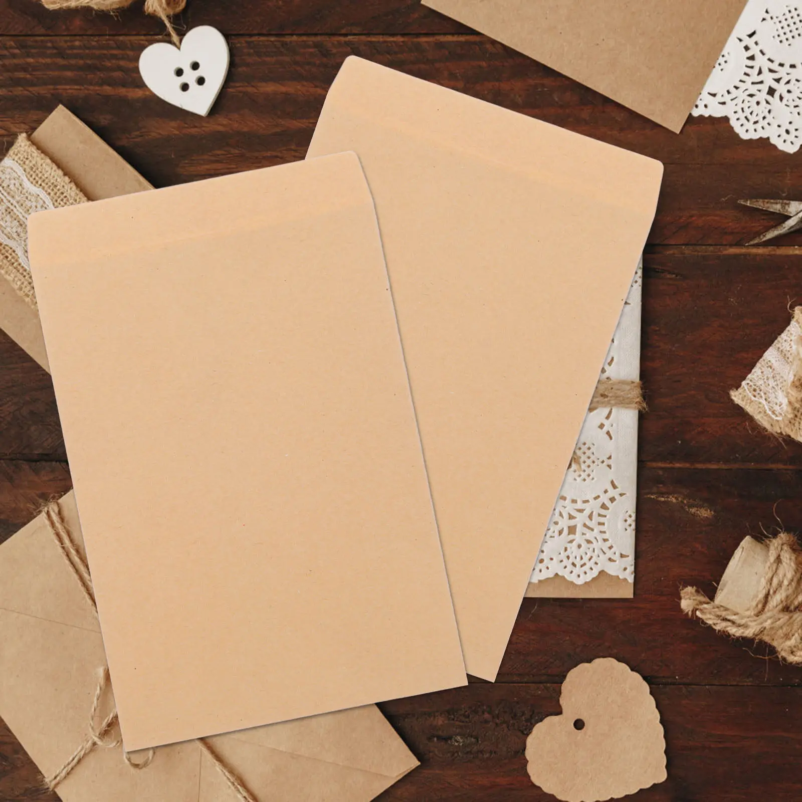 

50 шт. конвертов из крафт-бумаги, легкие самоклеящиеся пакеты для хранения писем, открыток, офисных принадлежностей, практичное использование